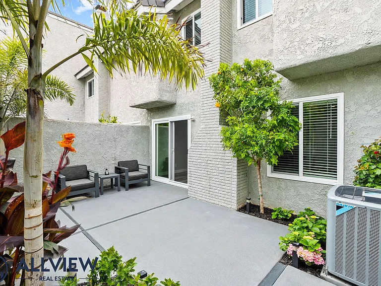 8275 Cherrywood Cir — Photo 25