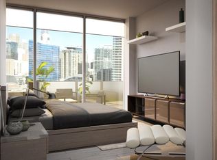 158 W Erie St #3H, Chicago, IL 60654