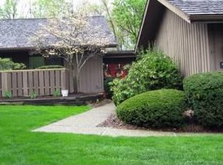 440-8 Pond Run, Aurora, OH 44202