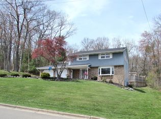 320 Ridgefield Rd, Endicott, NY 13760