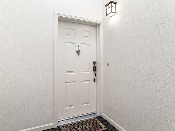 2nd image of 517 Tower Hill Ave