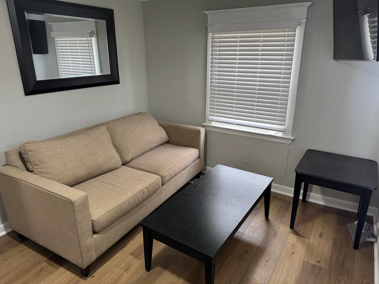 20 W Batten Ave — Photo 3