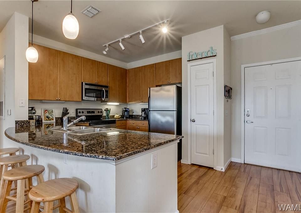 1st image of 1901 5th Ave E Unit 1307