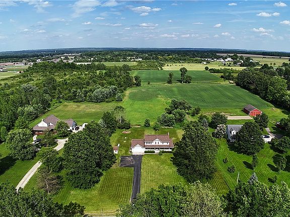 2nd image of 3285 Lester Rd