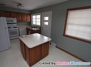 2008 Orange Ave E, Saint Paul, MN 55119
