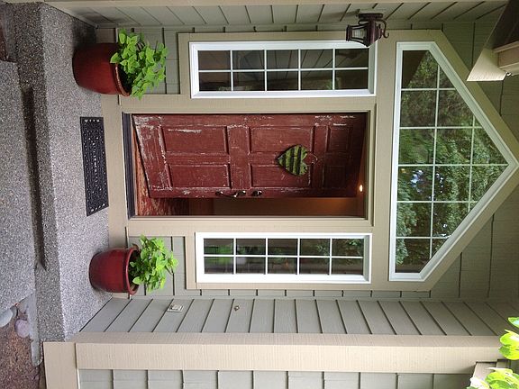 2nd image of 1157 Hemlock Ave SW