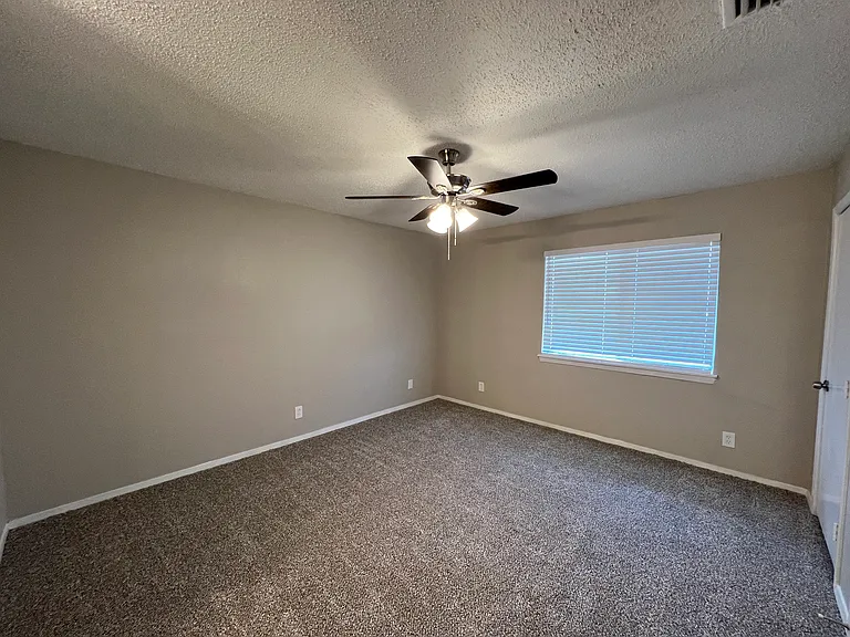 3037 Burning Tree Ln — Photo 16
