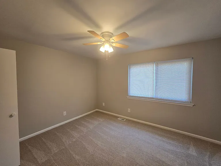 5837 Shady Grove Cir — Photo 9