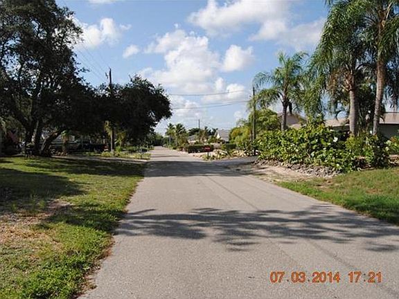5th image of 27301 Barbarosa St