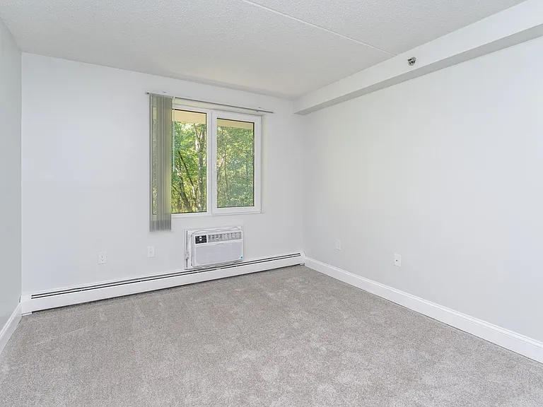 Kimball Court — Photo 4