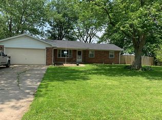 8260 N 325 E, Columbus, IN 47203