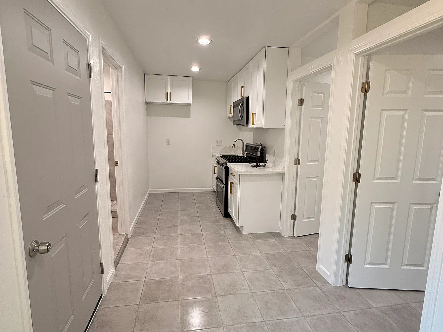 Woodbriar Dr, Riverside — Photo 2