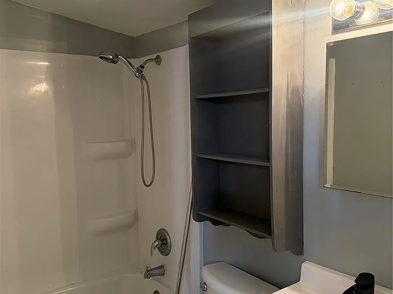 113 Main St — Photo 1