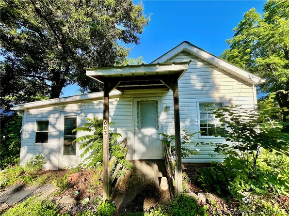 603 N Hughes Ave, Stover, MO 65078