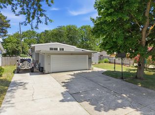 1112 Washburn Pl E, Saginaw, MI 48602