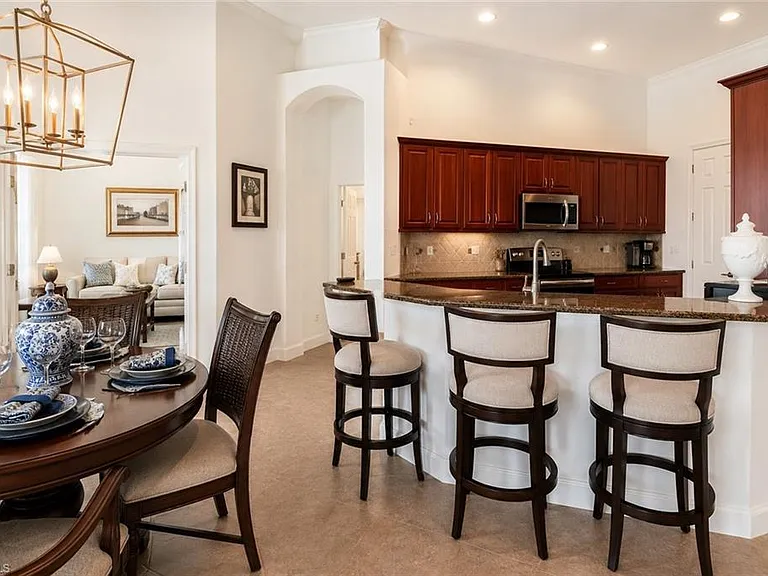 8263 Potomac Ln — Photo 22
