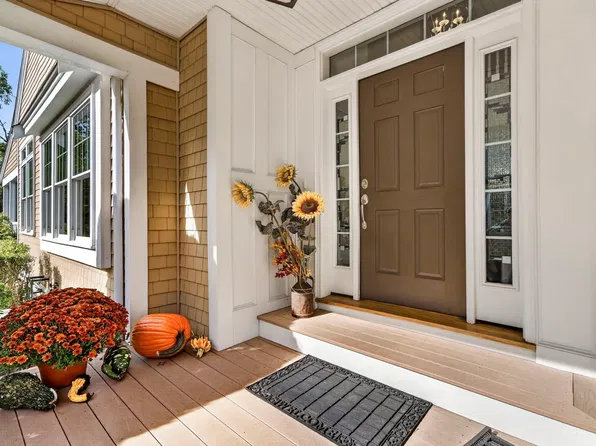 6 Heron Cir #A, Gloucester, MA 01930