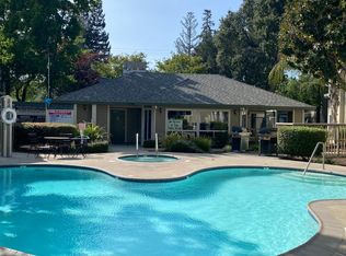 2560 Oak Rd APT 122, Walnut Creek, CA 94597