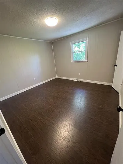 175 Bell Court Dr #9 — Photo 6