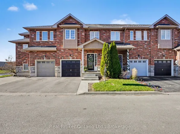 45 Seabreeze Cres #18, Hamilton, ON L8E 0G1