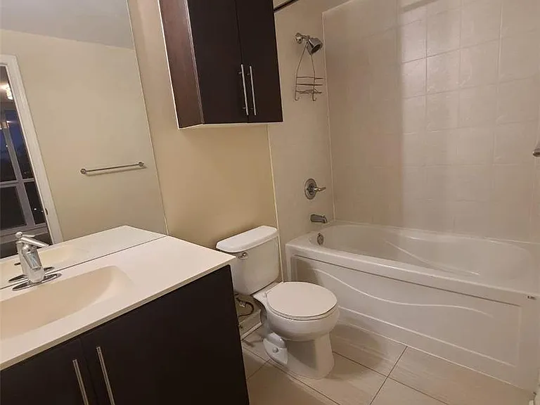 2885 Bayview Ave #626 — Photo 10