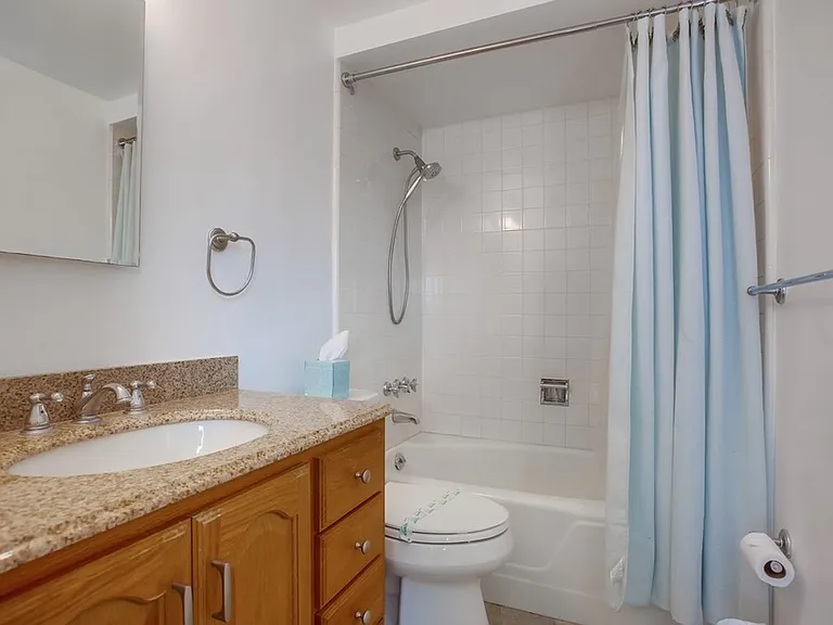 8302 Prestwick Dr — Photo 54