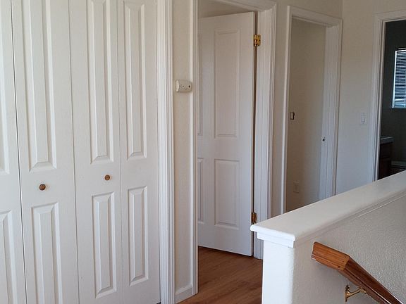 5th image of 9280 Wren Ave