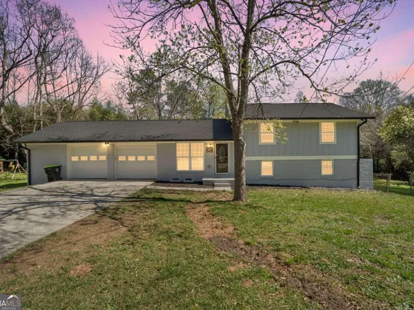 6866 Gano Dr, Riverdale, GA 30274