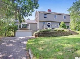 780 Wunneweta Rd, Cutchogue, NY 11935