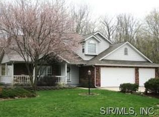 124 Michelle Dr, Glen Carbon, IL