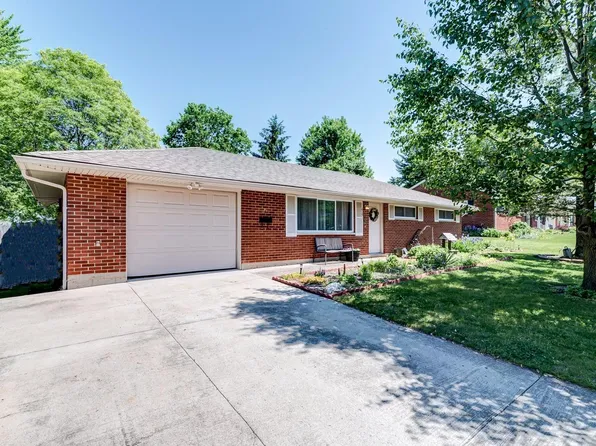 616 Ridge Rd, Lebanon, OH 45036