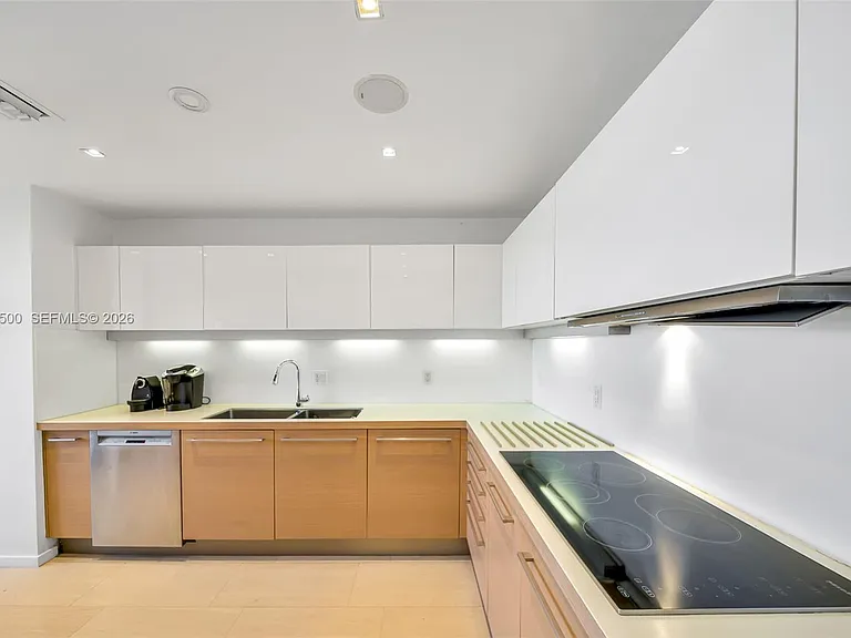 151 Crandon Blvd #500 — Photo 13
