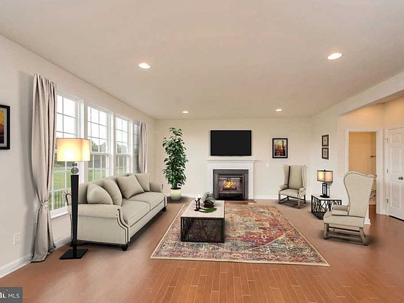 3rd image of 10425 Aspen Highlands Dr