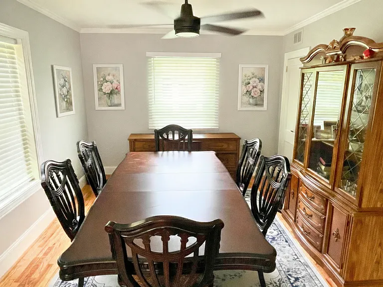 1429 Lyon Ct — Photo 11