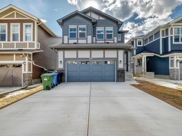 35 E Lucas Ter NW, Calgary, AB T3P 1P9