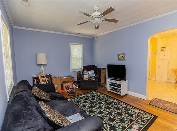 5th image of 9301 Quinnford Blvd