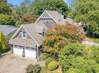 70 Merton Rd, Newport, RI 02840