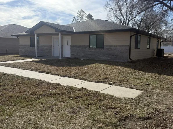 2117 4th St, Columbus, NE 68601