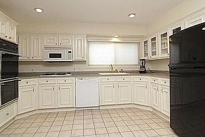 4th image of 5139 Jackwood St