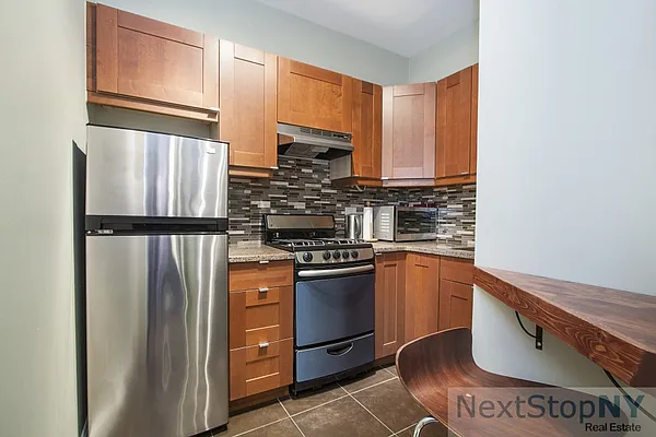 Sold by NextStopNY | media 5