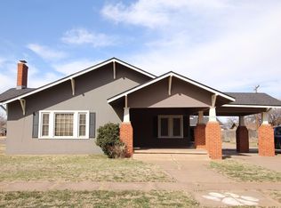 1728 N 2nd St, Tahoka, TX 79373