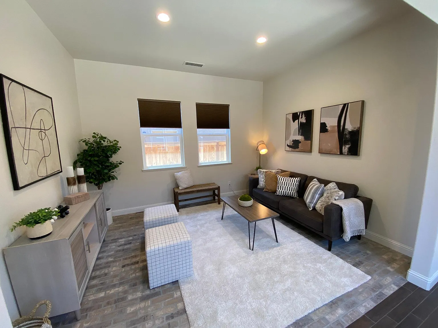 2136 Highland Ave photo 1