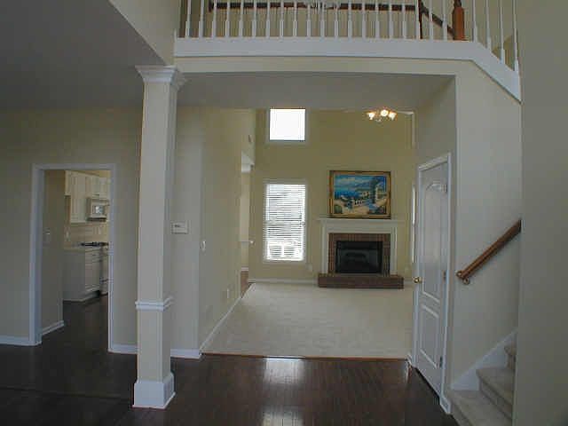 2nd image of 121 Bear Cave Trl