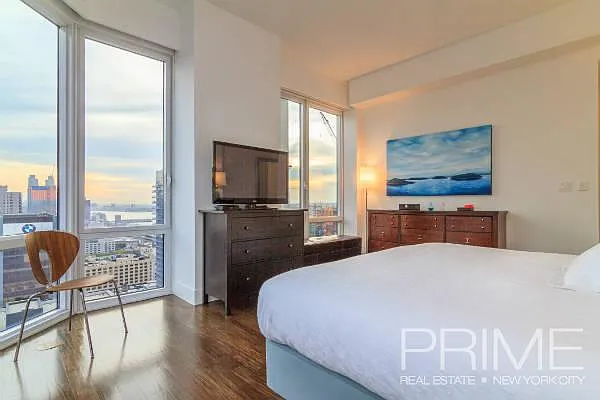 Sold by Prime NYC | media 4