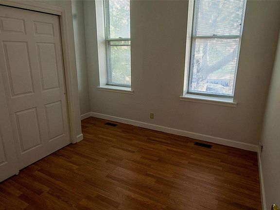 4th image of 2415 S 10th St #B