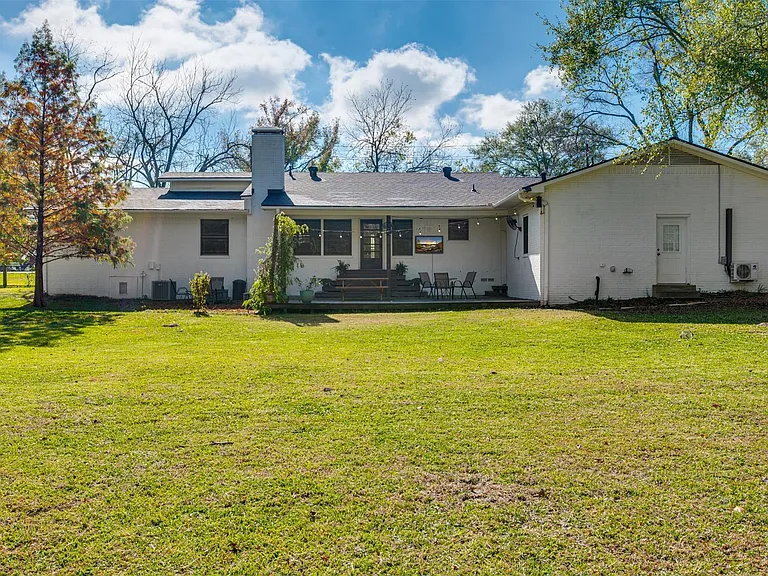 215 Perryman Rd — Photo 31