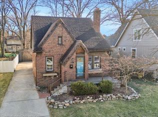 417 W Lewiston Ave, Ferndale, MI 48220