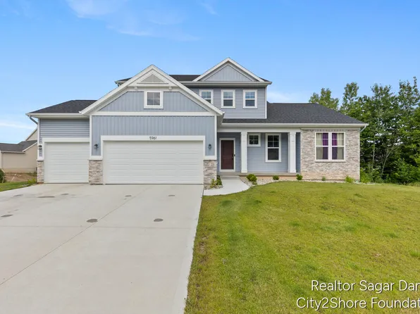 5961 Claymont Ct SE, Caledonia, MI 49316