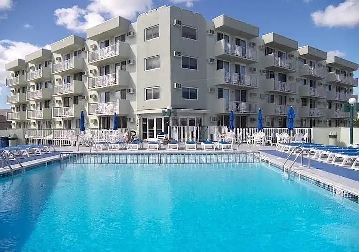 1st image of 225 E Wildwood Ave #407