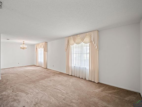 5th image of 1200 Briarwood Ln